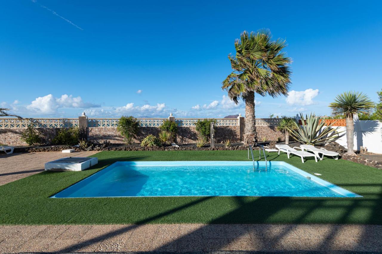 Homeforguest Apartment With Pool And Terrace 1 Min From The Beach Corralejo Exteriér fotografie
